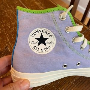 Converse women’s custom made shoe 7.5 size